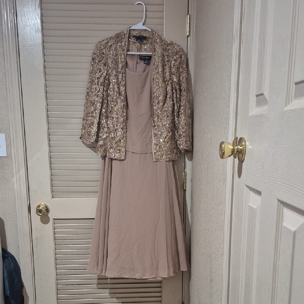 Jessica Howard Gold and Tan Dress Set